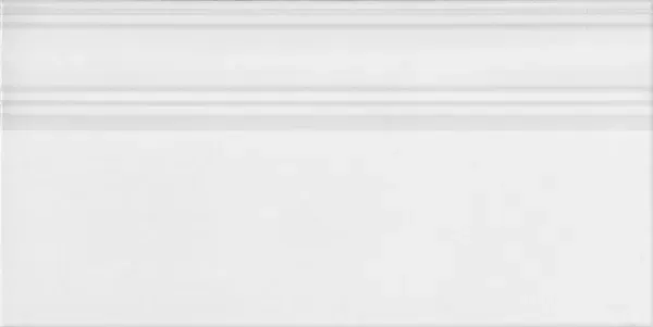 Плинтус Kerama Marazzi FME006R Монфорте белый обрезной 20x40 - фото 1
