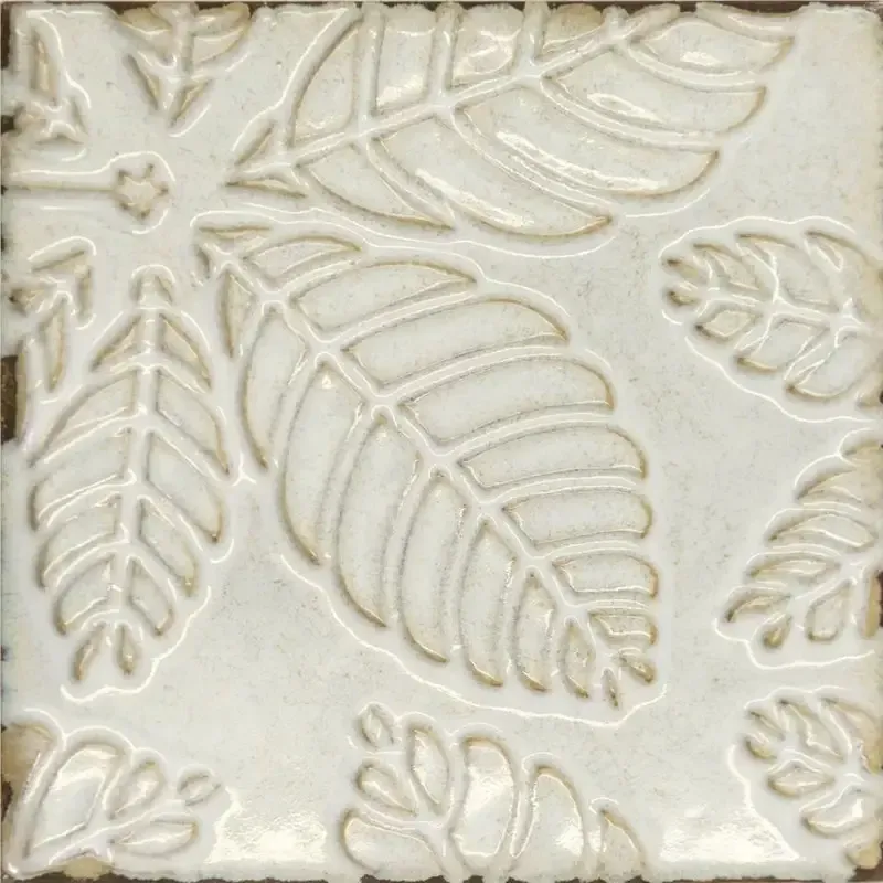 Декор Kerama Marazzi KMD2SFB004BN Агдаль 1 бежевый светлый глянцевый структура 15x15 - фото 1