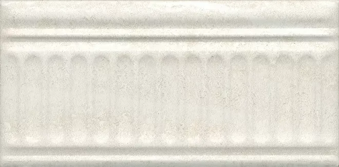 Бордюр Kerama Marazzi 19046\3F Олимпия беж светлый 9,9x20 - фото 1