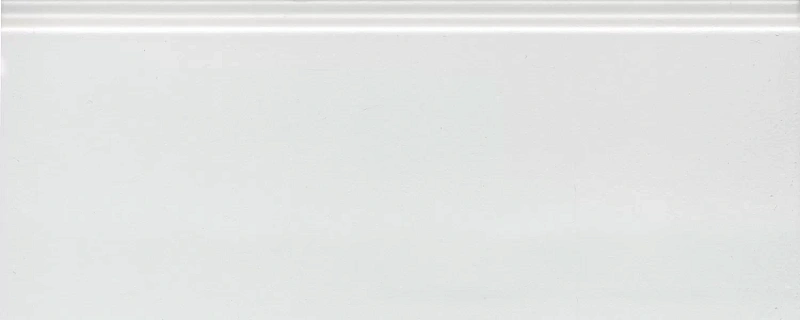 Плинтус Kerama Marazzi Магнолия белый матовый обрезной 12x30 FMF001R - фото 1