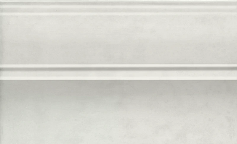 Плинтус Kerama Marazzi Левада серый светлый глянцевый 15x25 FMB026 - фото 1